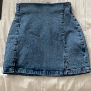 Brandy Melville denim skirt